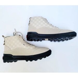 Vans Boot Checkerboard Colfax Boot MTE-1 Suede Shoes Cream Size 7 Men 8.5 Women